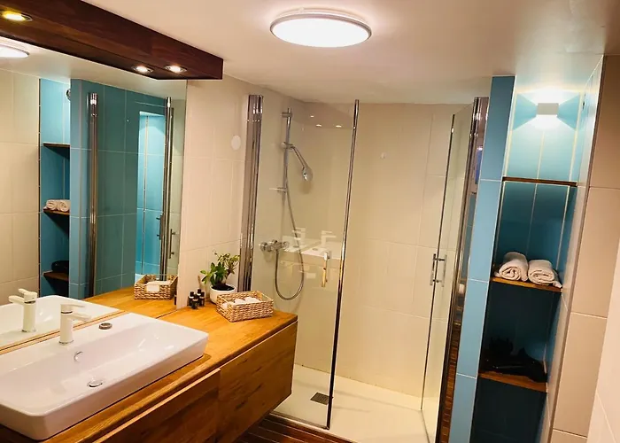 Family With Garden And Amaizing View To 3* לוגאנו