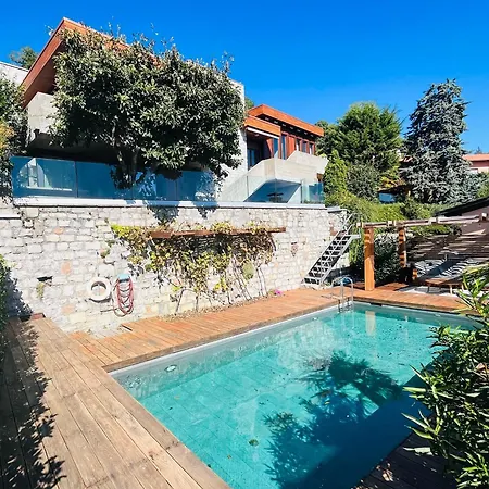 Family With Garden And Amaizing View To فندق مبيت وإفطار